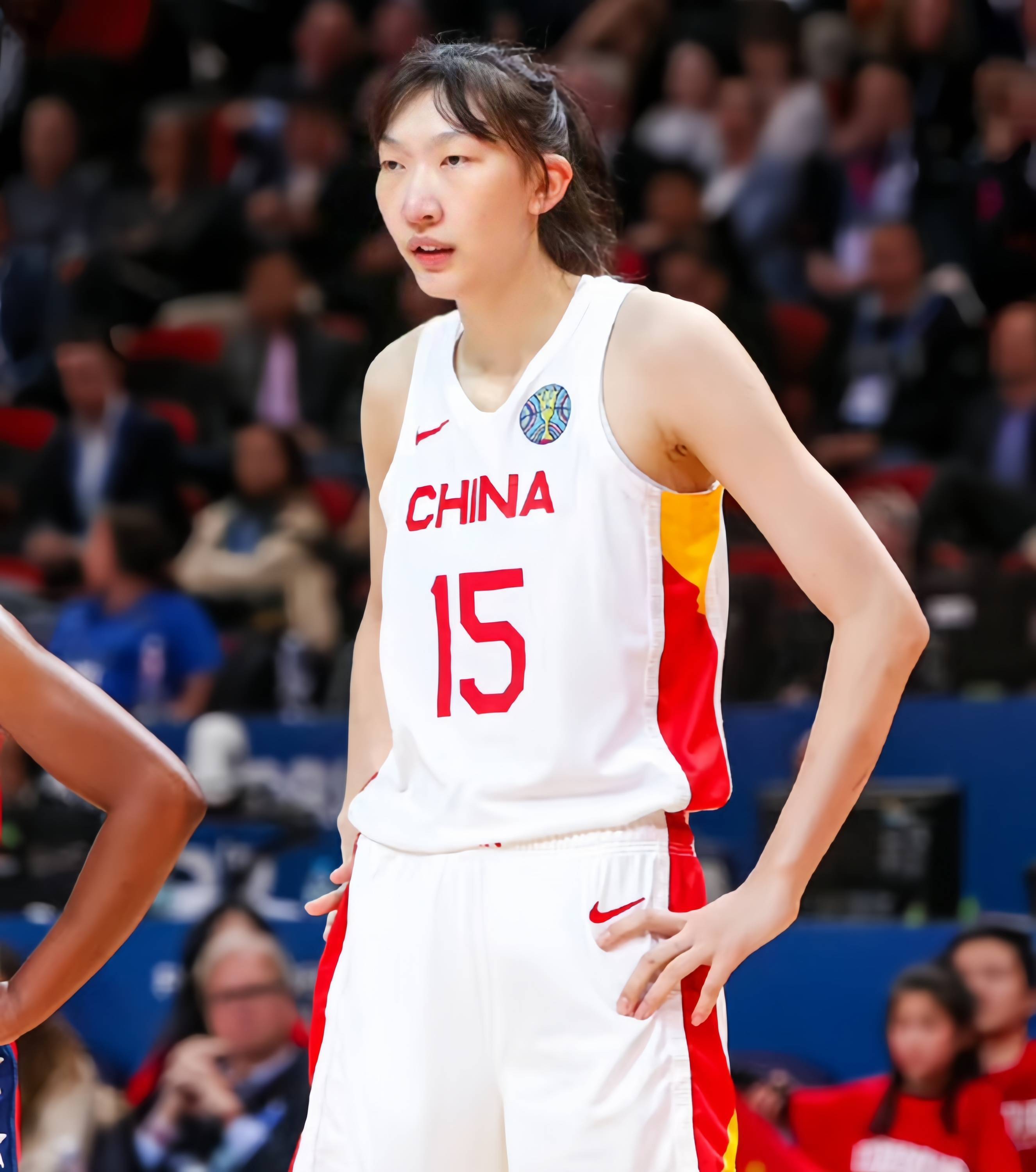 今晨体能课后,上海久事复出首秀备战全明星赛,信心回归,赛程密集仍需轮换的简单介绍 今晨体能课后,上海久事复出首秀备战全明星赛,信心回归,赛程密集仍需轮换的简单介绍