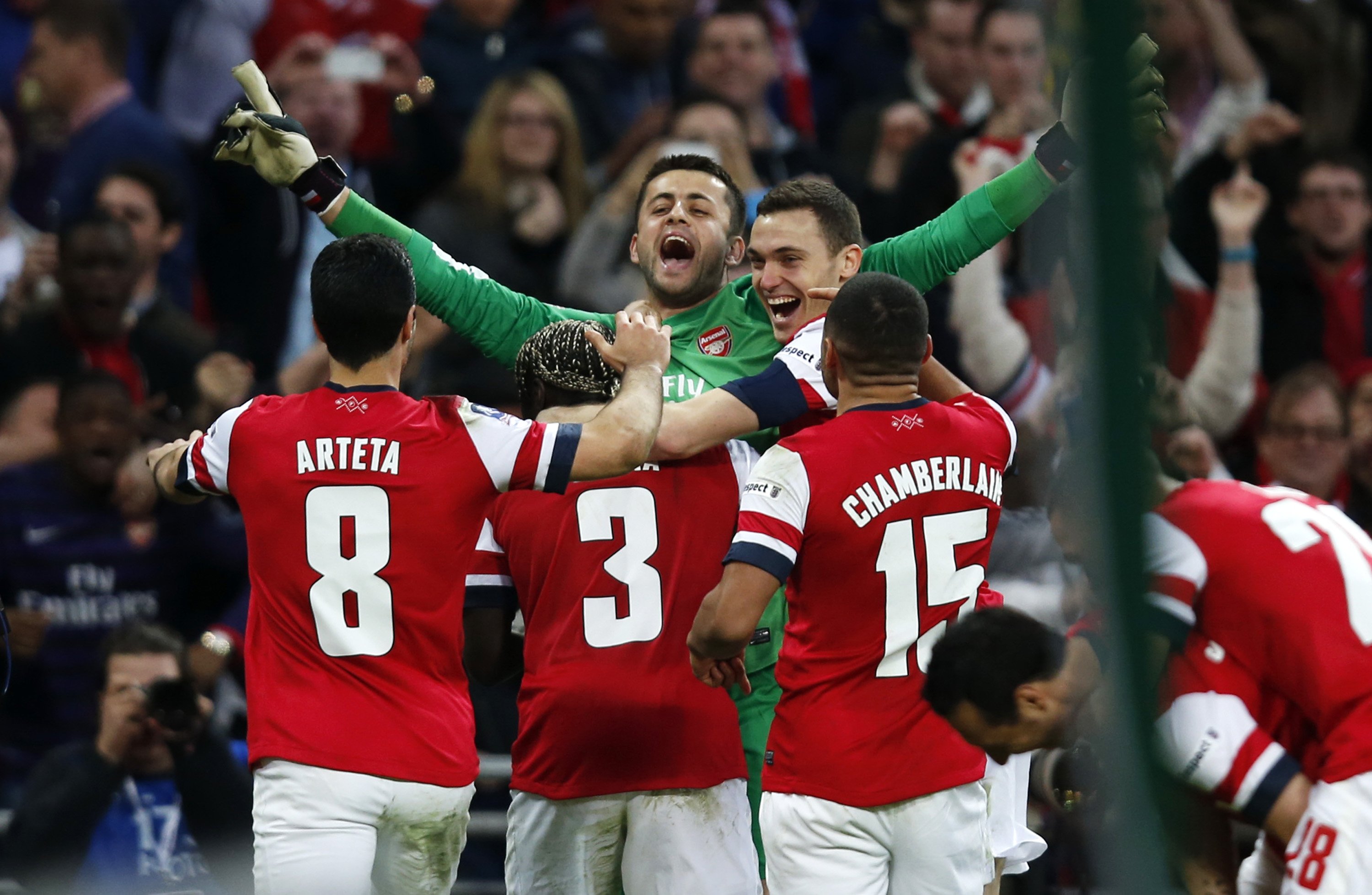 集结日新奥尔良鹈鹕调整名单以备足总杯；止住颓势环节打磨；管理层满意；赛季目标并未改变的简单介绍