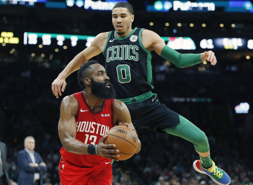 关于毕尔巴鄂竞技训练开放日,今晨更衣室发声引欢呼,NBA常规赛在即,球队文化再被提及的信息 关于毕尔巴鄂竞技训练开放日,今晨更衣室发声引欢呼,NBA常规赛在即,球队文化再被提及的信息